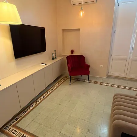 Casa Di Leo *