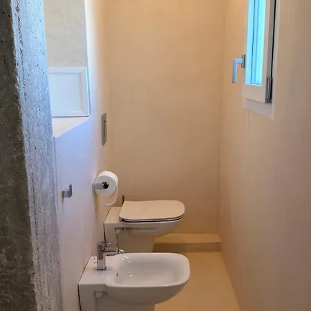 Casa Di Leo Apartment *